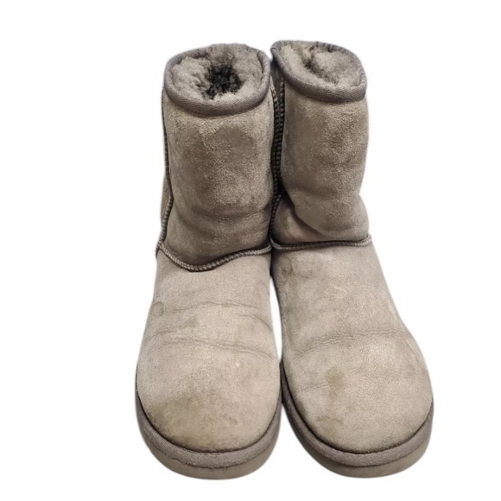 Ugg Australia classic short gray size 10